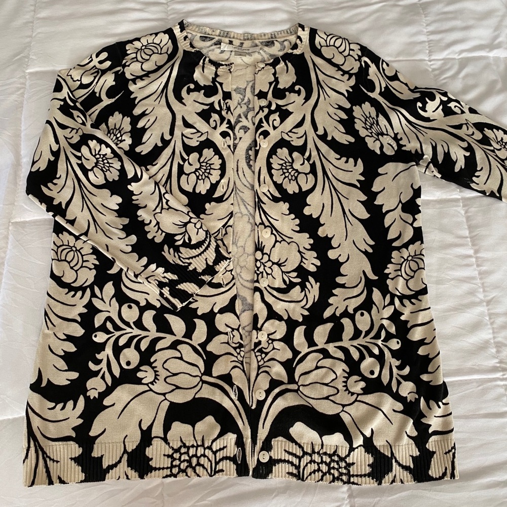 Liz Claiborne cardigan sweater size M